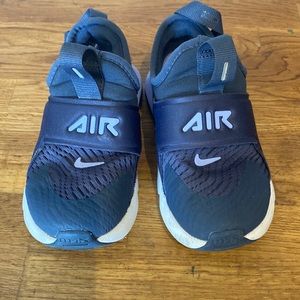 Kids Nike slip on size 9c. Blueish purple color